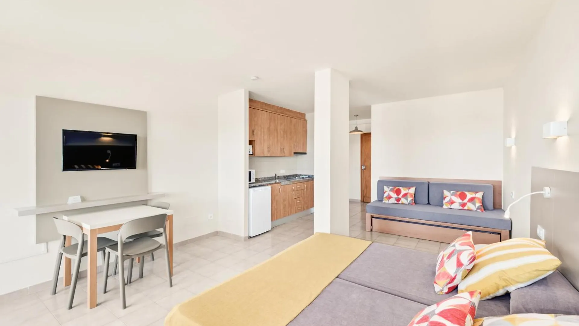 Apartamentos Vista Club Santa Ponsa Spain
